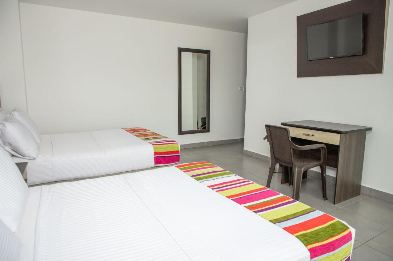 Hotel Anamela Mani ภายนอก รูปภาพ