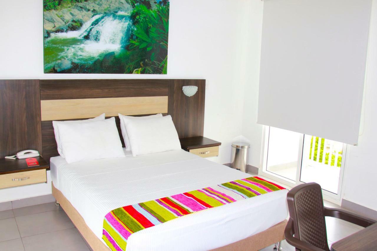 Hotel Anamela Mani ภายนอก รูปภาพ